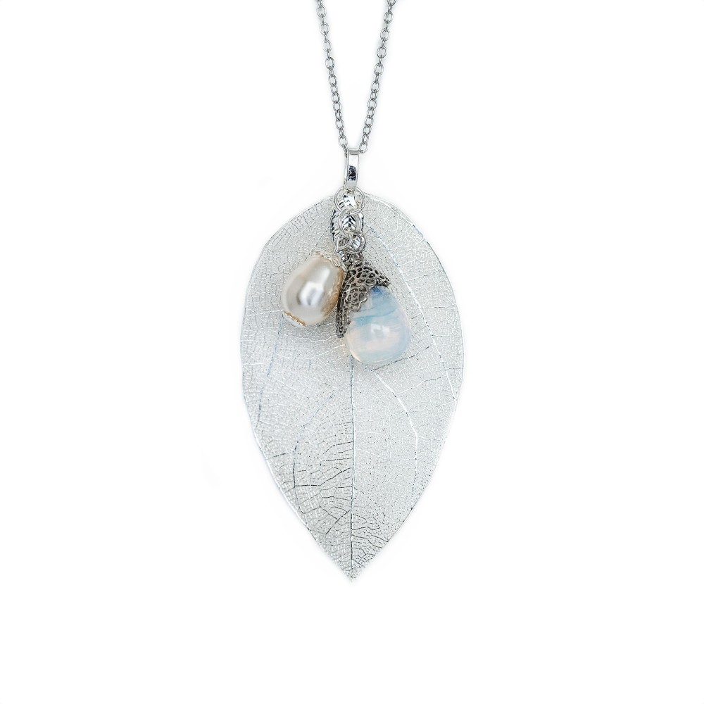 Halskæde - Silver / white charm