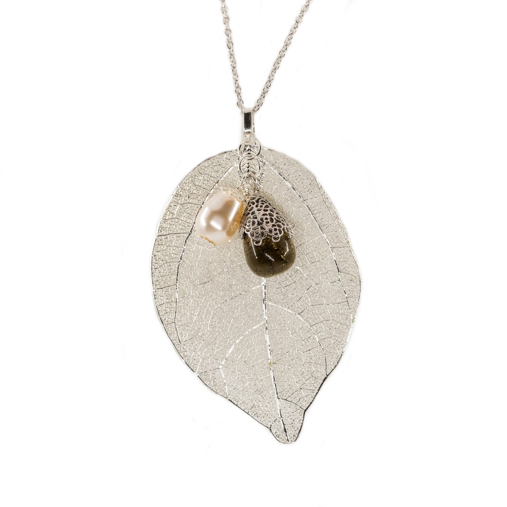 Halskæde - silver / olive charm